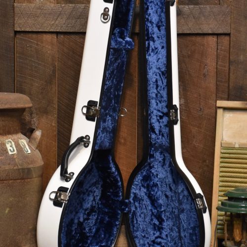 WHITE BLUE BANJO CALTON CASE 2